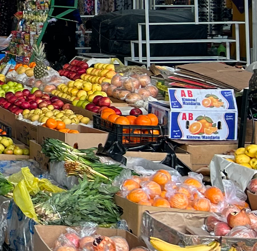 Dried fruits and nuts from Central Asia